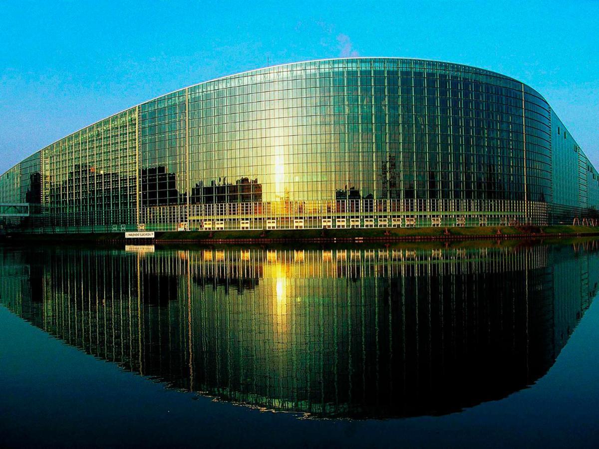 Ibis Budget Strasbourg Centre Republique Esterno foto